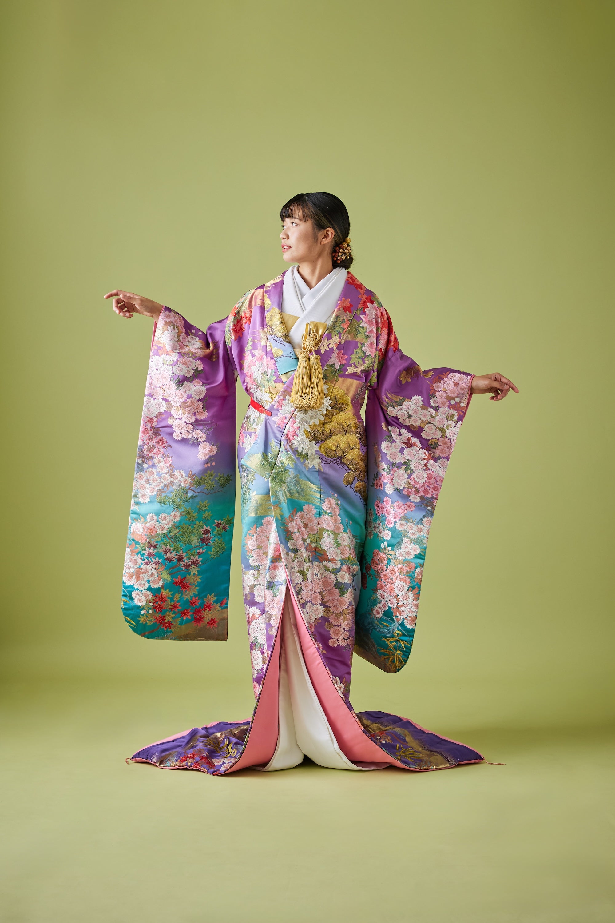 紫暈 桜閣かえで文｜白無垢・色打掛レンタルなら結婚式着物専門の【THE