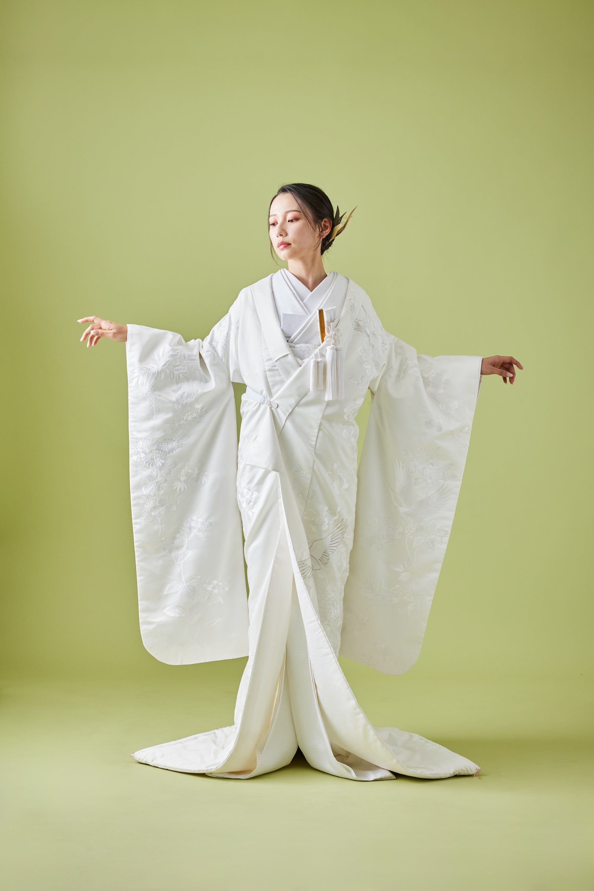 車に鶴観世水｜白無垢・色打掛レンタルなら結婚式着物専門の【THE SHOP