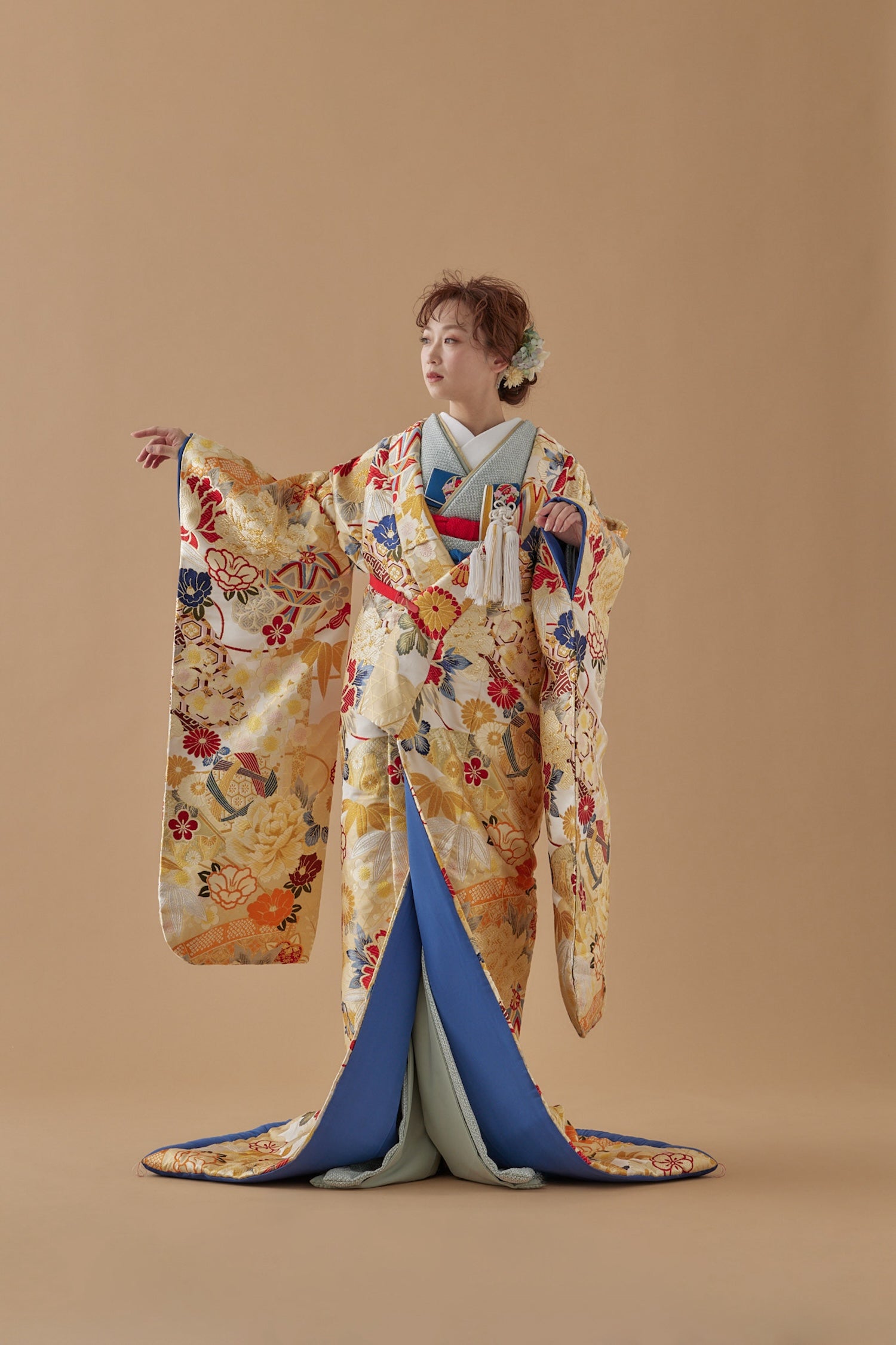 まりに扇面（白青）｜白無垢・色打掛レンタルなら結婚式着物専門の