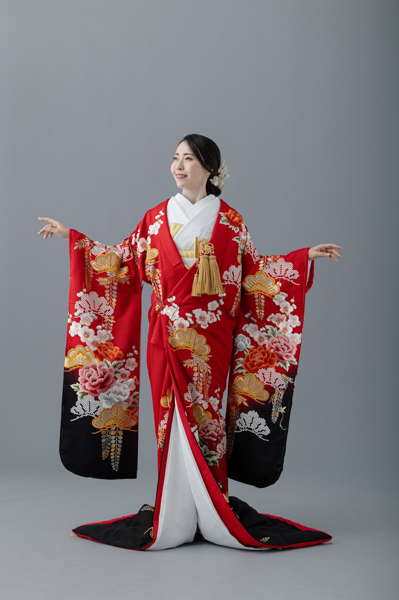 白無垢や色打掛の着物を¥209,000で格安レンタルするなら結婚式着物専門
