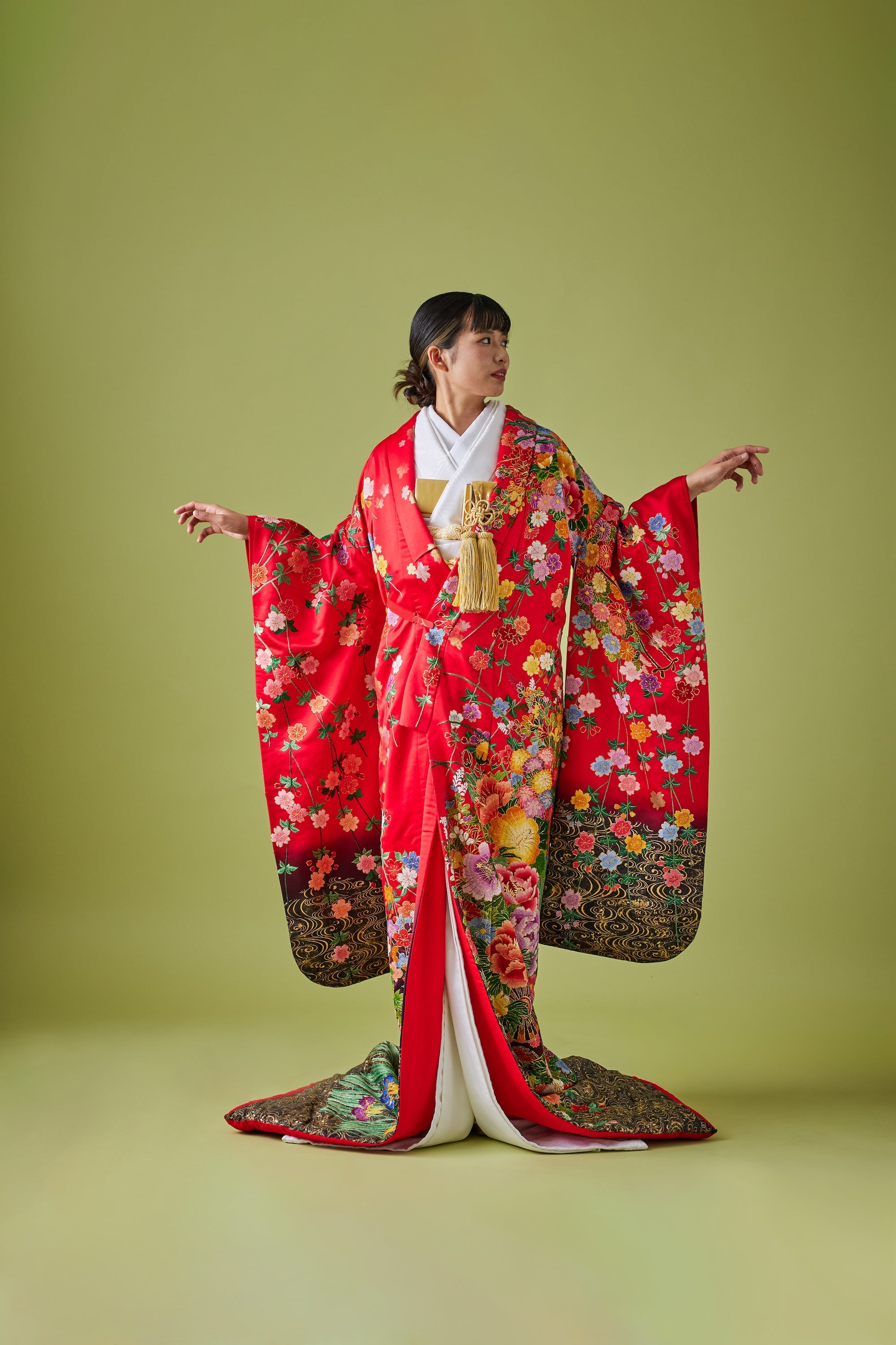 花車枝垂桜に流水｜白無垢・色打掛レンタルなら結婚式着物専門の【THE
