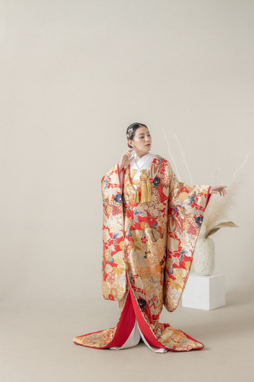 色打掛・まりに扇面（赤）｜白無垢・色打掛レンタルなら結婚式着物専門 