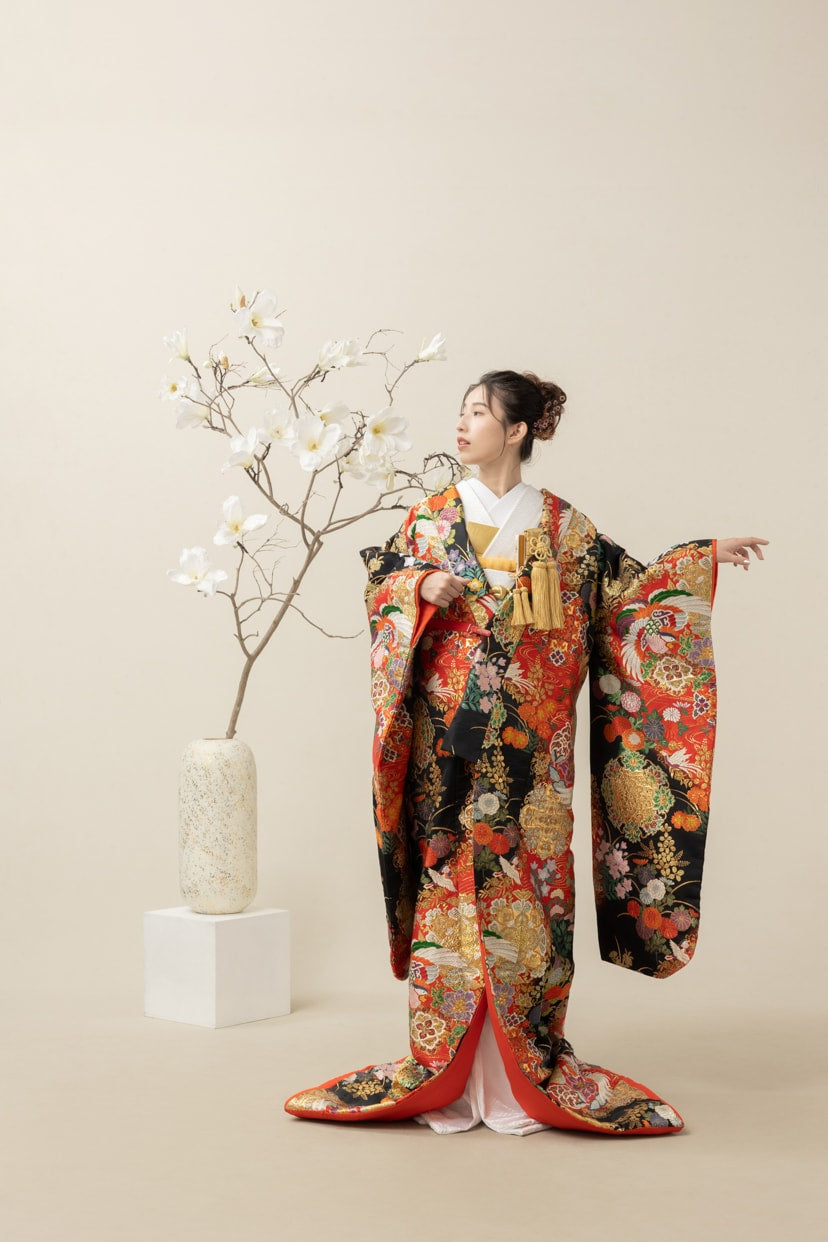 婚礼衣装 鶴 花模様 金糸 刺繍 豪華 ブライダル 朱色系 華やか - 通販