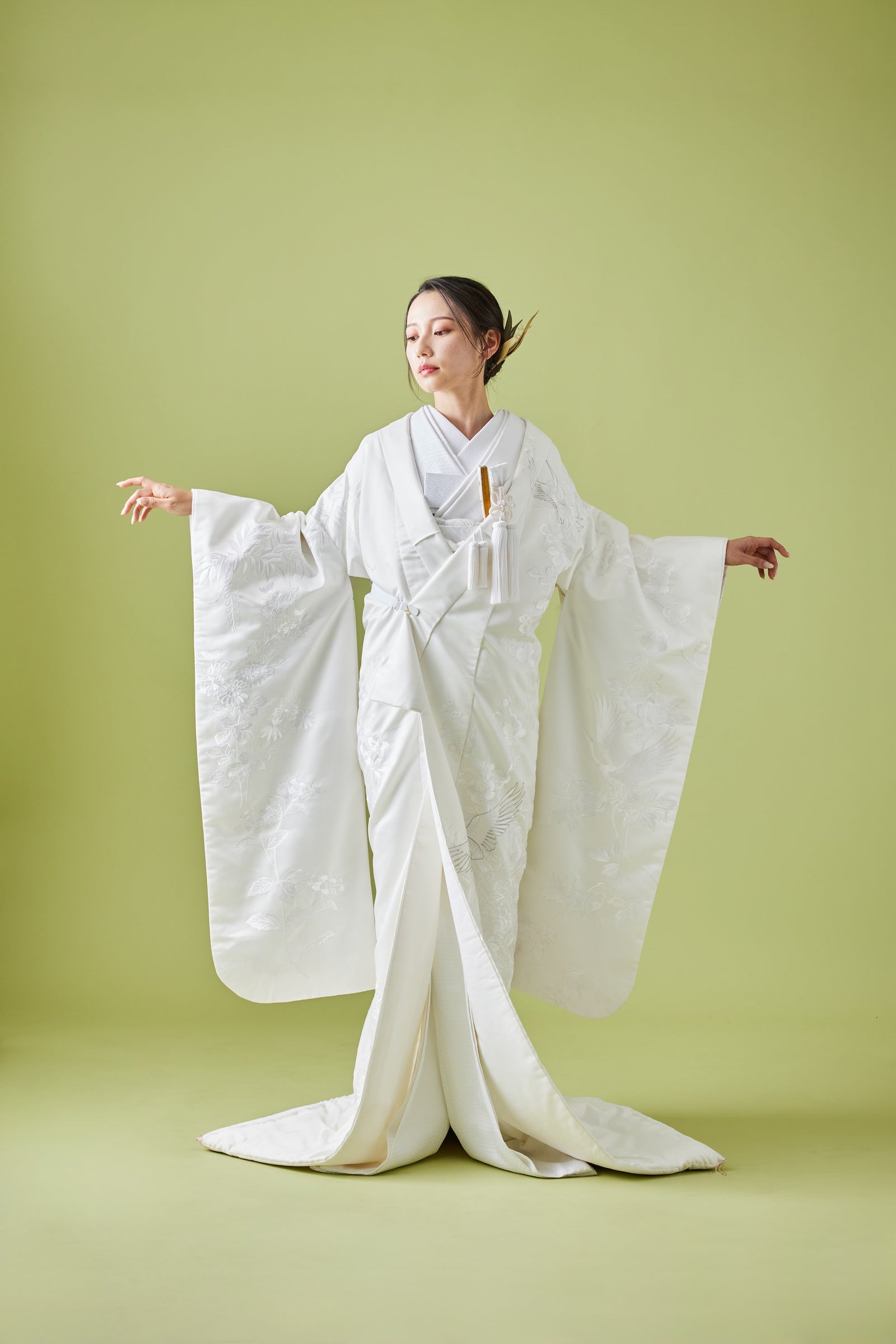 車に鶴観世水｜白無垢・色打掛レンタルなら結婚式着物専門の【THE SHOP