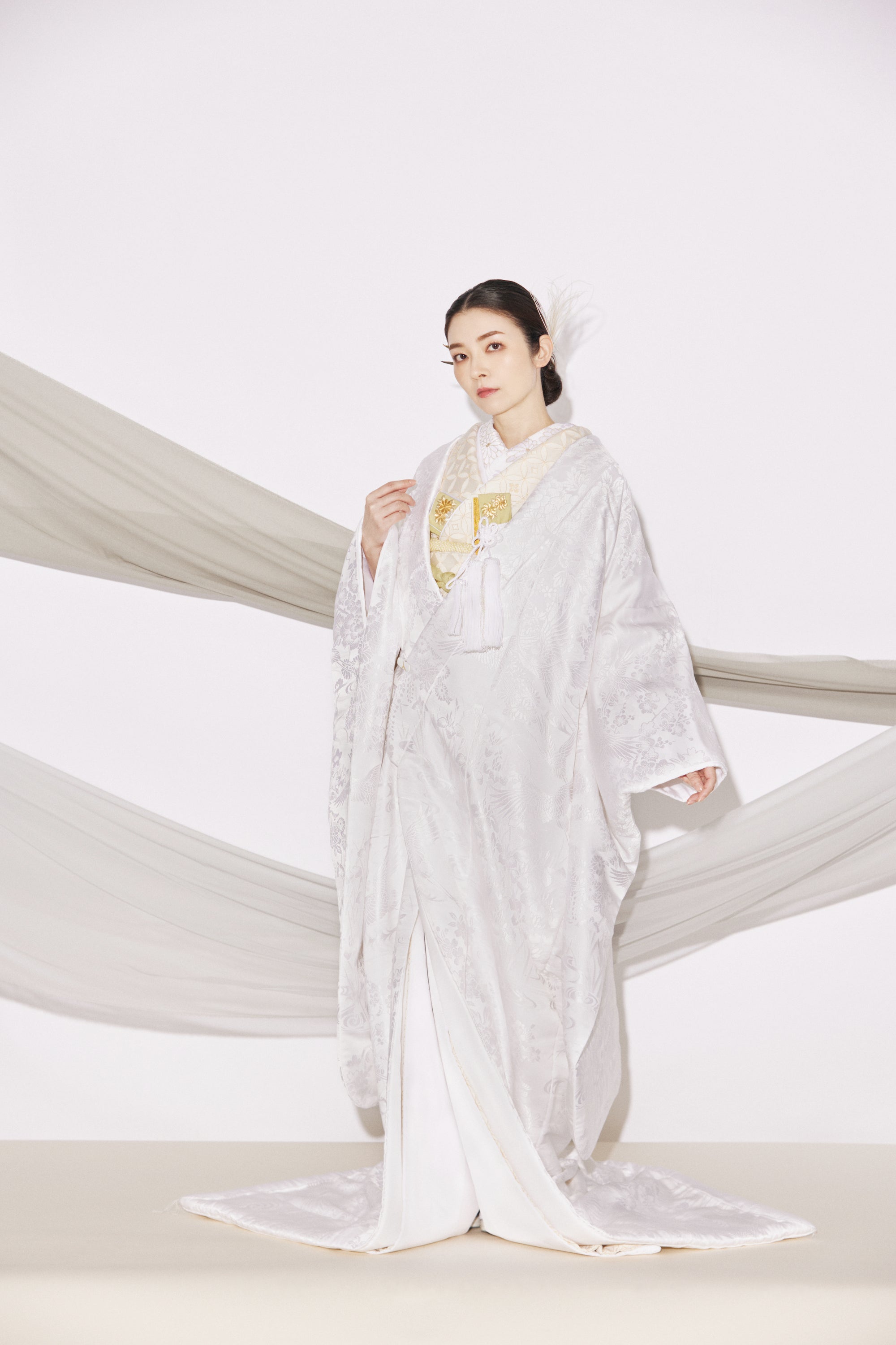 白無垢・多種花鶴｜白無垢・色打掛レンタルなら結婚式着物専門の【THE