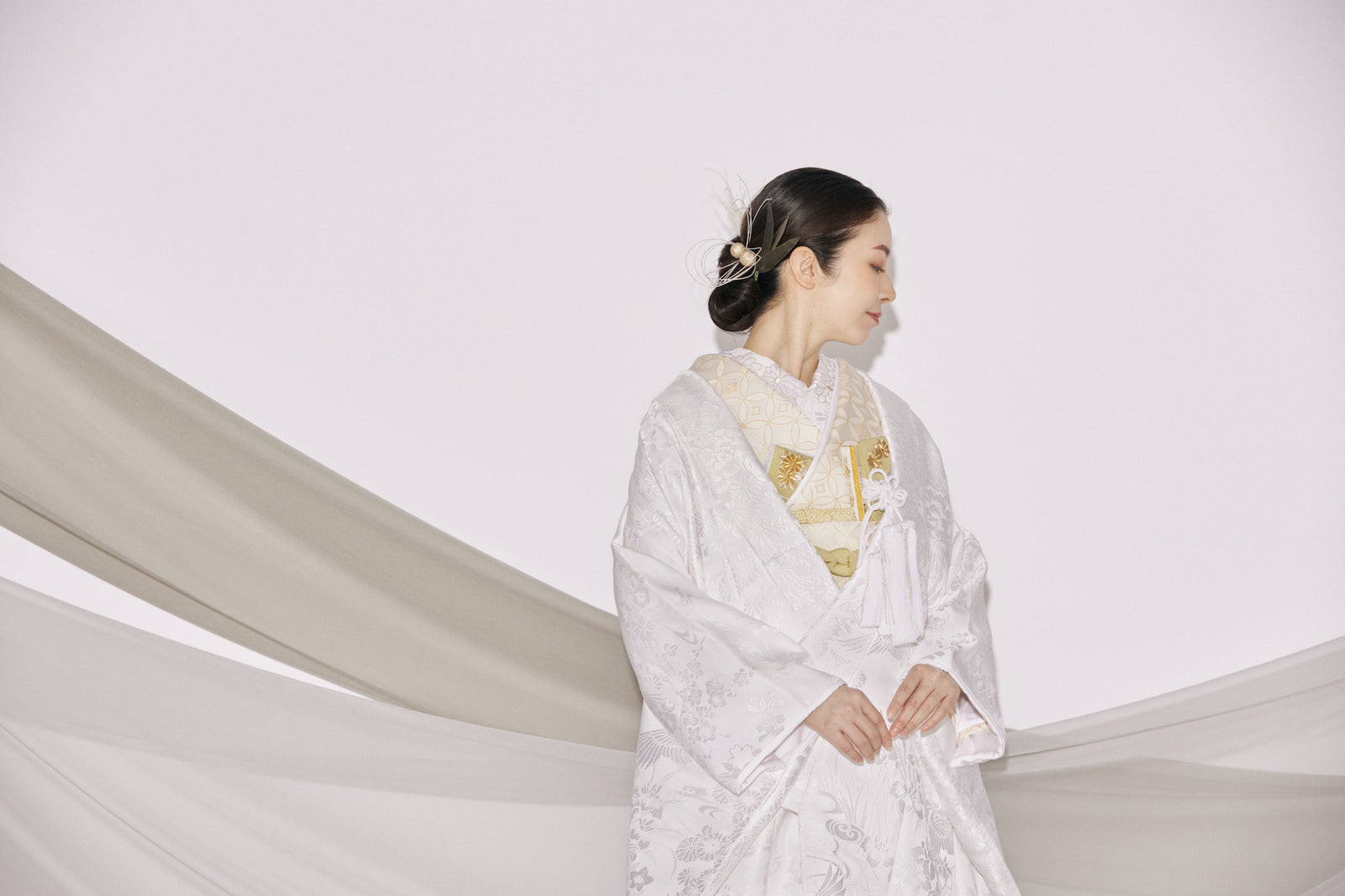 白無垢・多種花鶴｜白無垢・色打掛レンタルなら結婚式着物専門の【THE