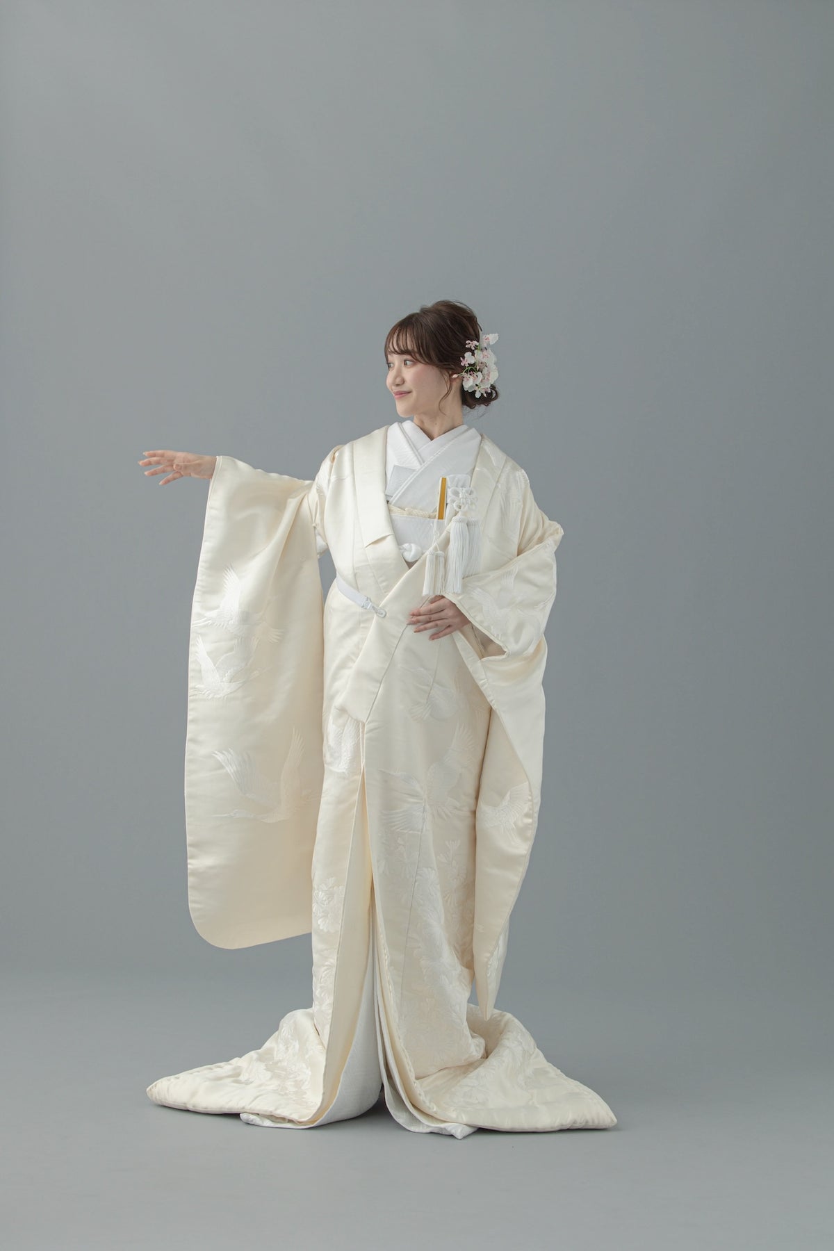 ✨️美品✨️正絹 袋帯 丸紋 金糸 白地 上品 フォーマル 結婚式 訪問着 89172_1_1200x.jpg?v=1716799029