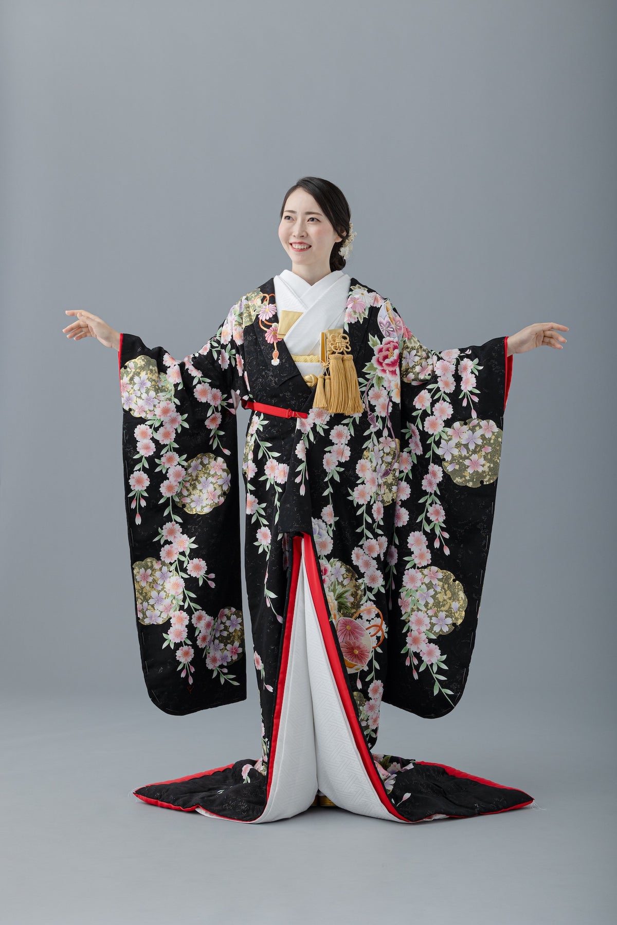 匂い袋桜に雪輪｜白無垢・色打掛レンタルなら結婚式着物専門の