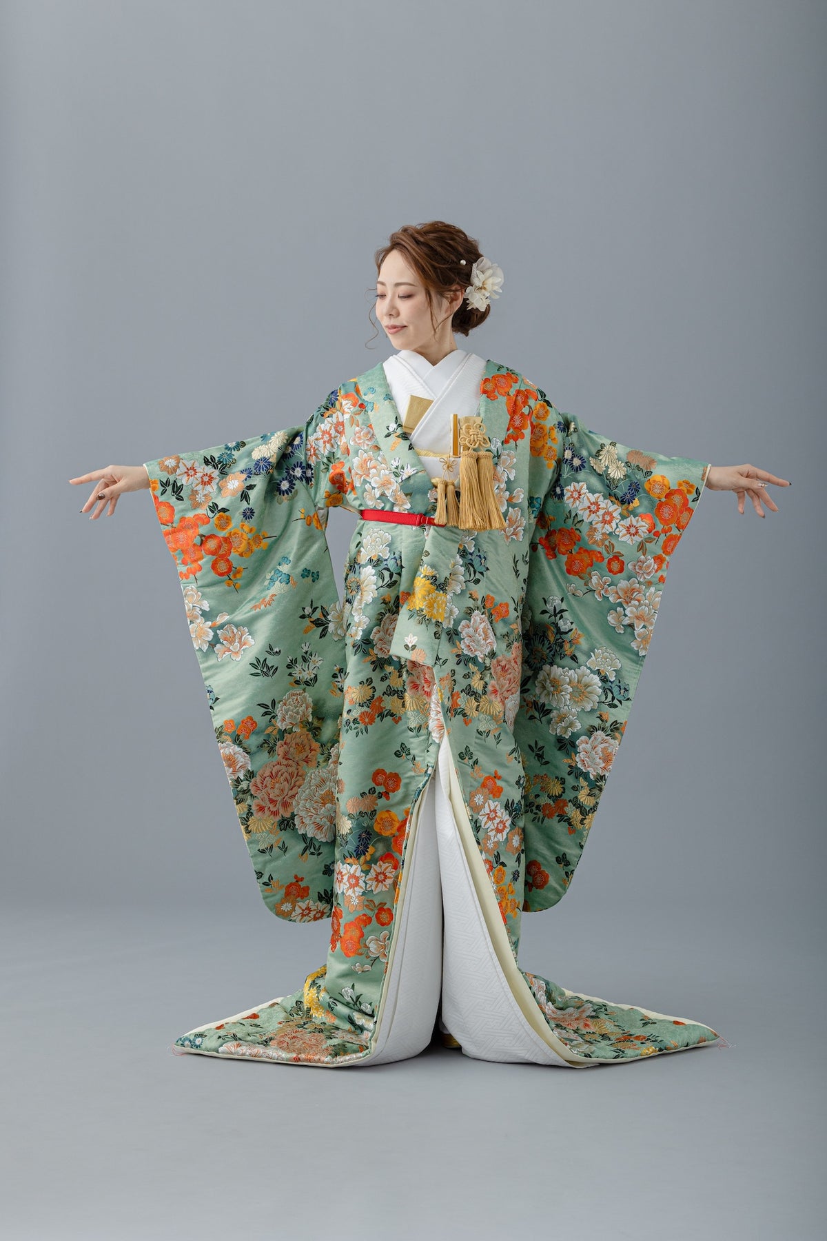 新品 洗える着物 刺繍 トールサイズ 仕付け糸付き 振袖 着物 A2698 新品 洗える着物 刺繍 トールサイズ 仕付け糸付き 振袖 着物
