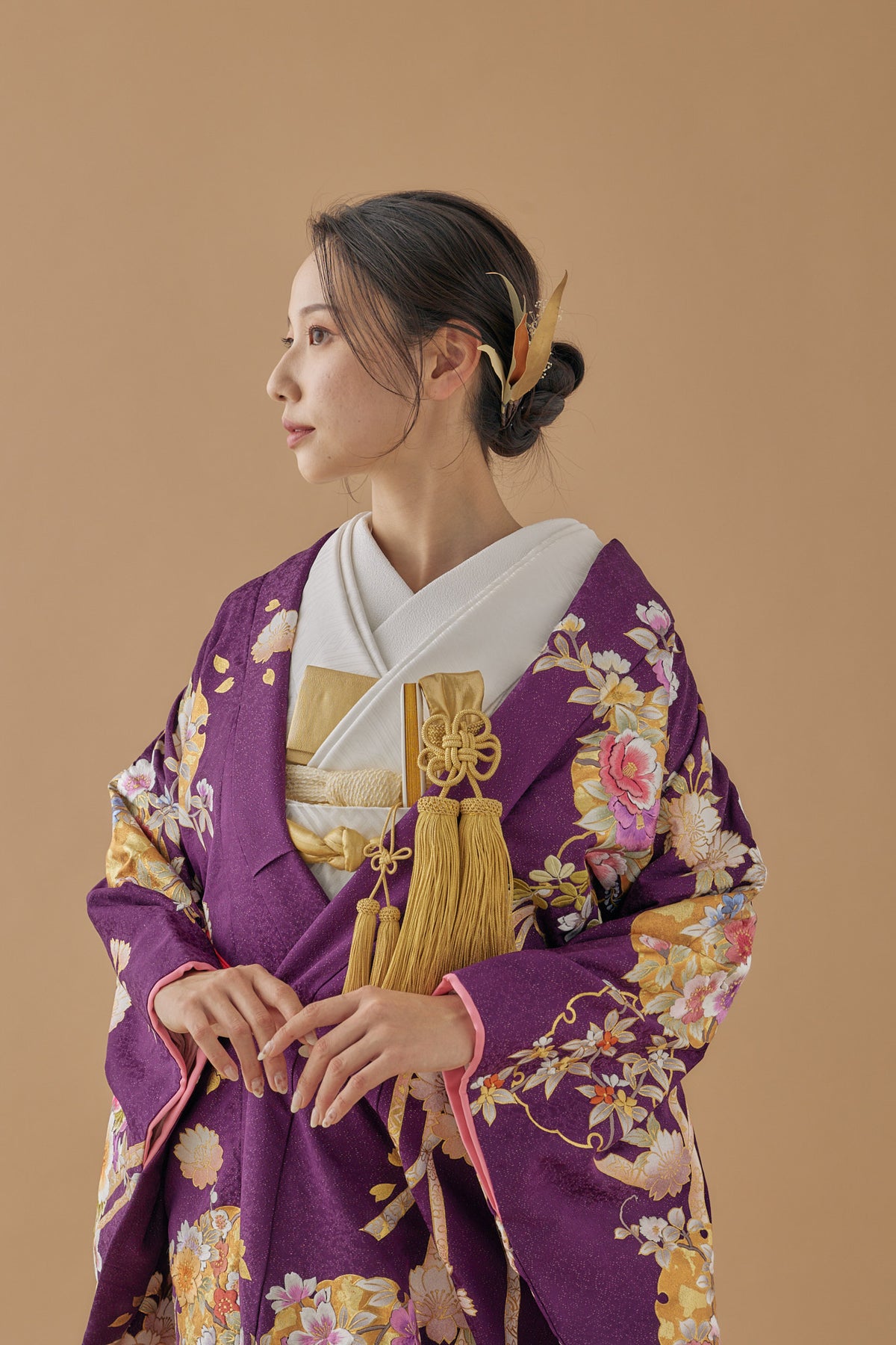 薬玉に桜｜白無垢・色打掛レンタルなら結婚式着物専門の【THE SHOP-ザ