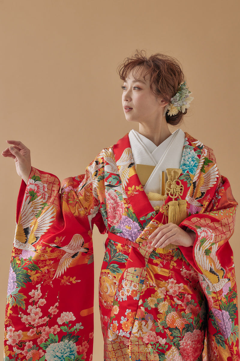霞牡丹に鶴｜白無垢・色打掛レンタルなら結婚式着物専門の【THE