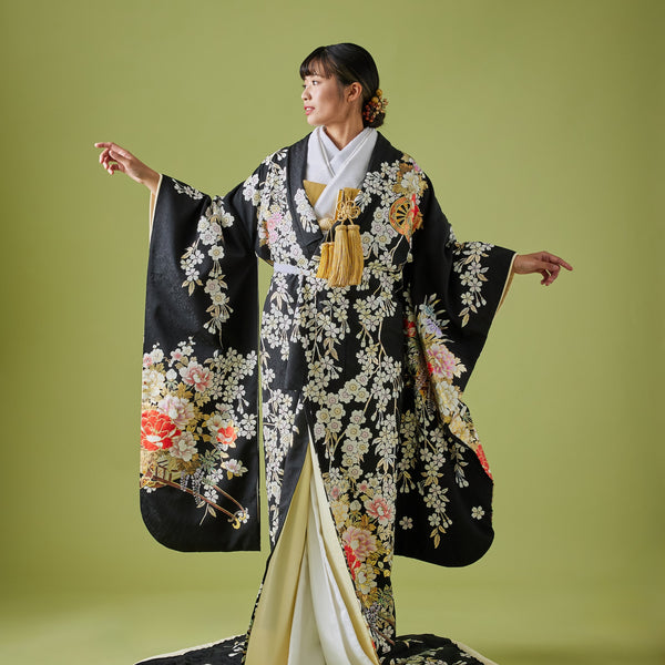 の*ろ様 (あ785)本絞り振袖㊗️黒に白の水玉 枝垂れ桜の花模様 金駒刺繍 重 89763-2_600x600_crop_center.