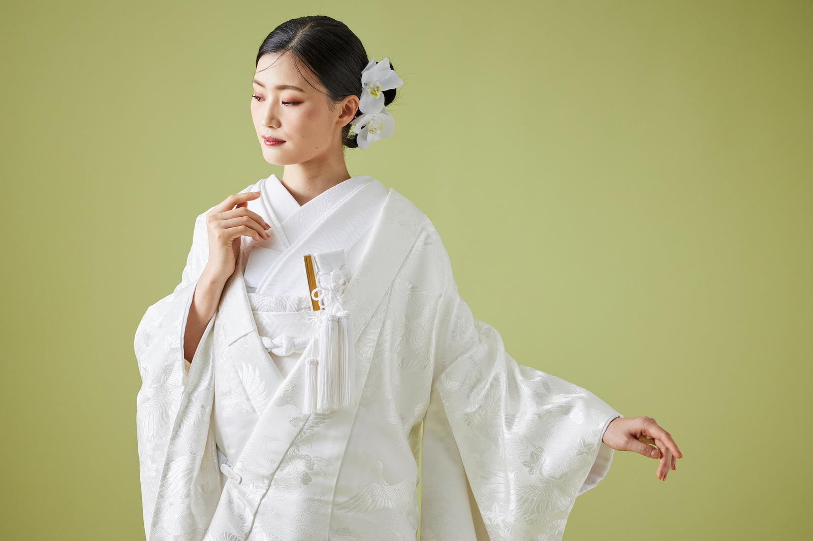 秋草に鶴｜白無垢・色打掛レンタルなら結婚式着物専門の【THE SHOP-ザ