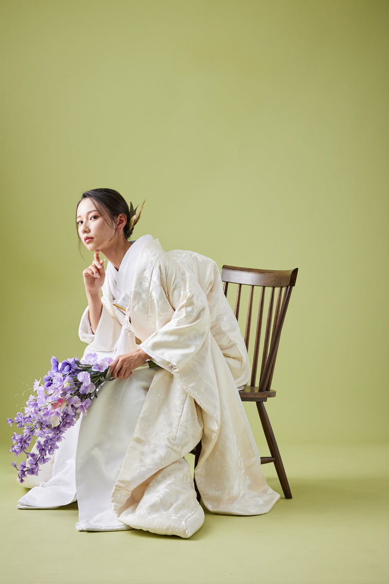 孔雀瑞花に蜀江