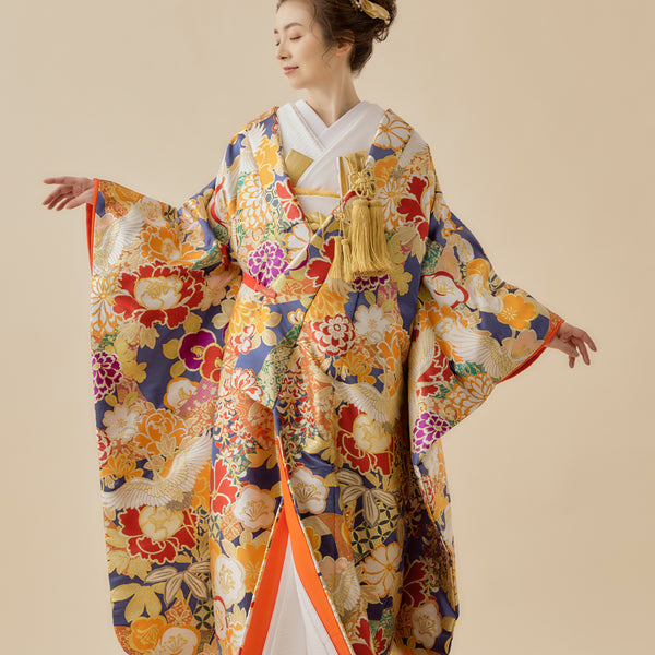 色打掛　華やかな鶴柄　211 色打掛・百花熨斗に鶴｜白無垢・色打掛レンタルなら結婚式着物